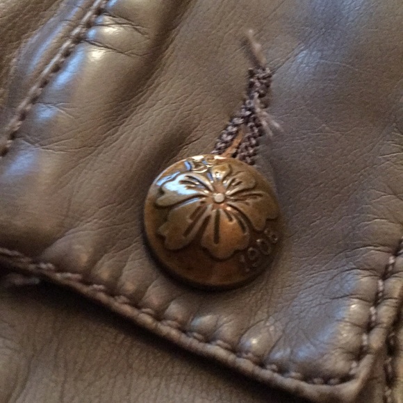 Jacket - Picture 5 of 8